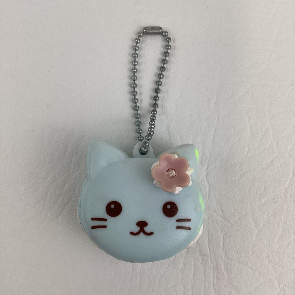 Trendy Kitty Cute Cat Macaroon Keychain Sandwich Cookie Figure Toy Epoch 2017